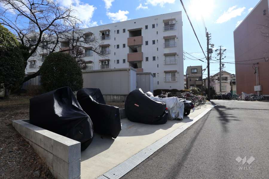 駐輪場、バイク置場