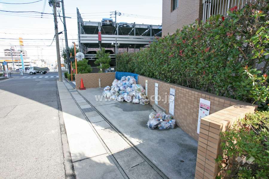 ゴミ置き場