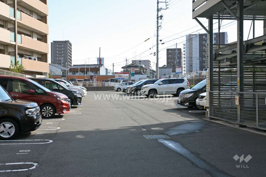敷地内駐車場（屋外平面式）
