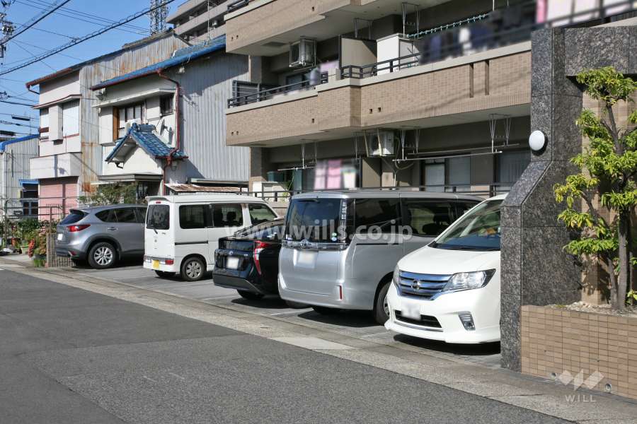 敷地内駐車場(屋外平面式)