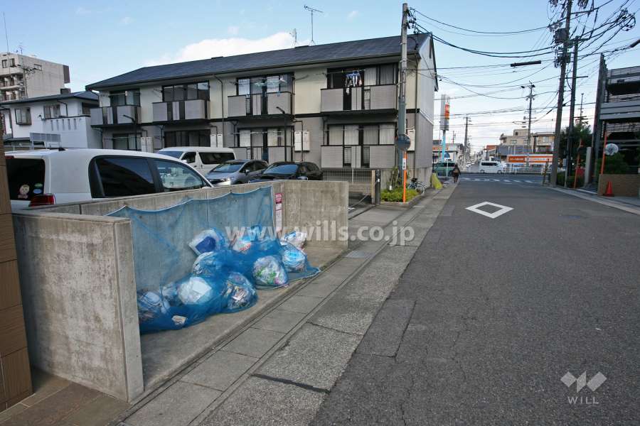 ゴミ置き場