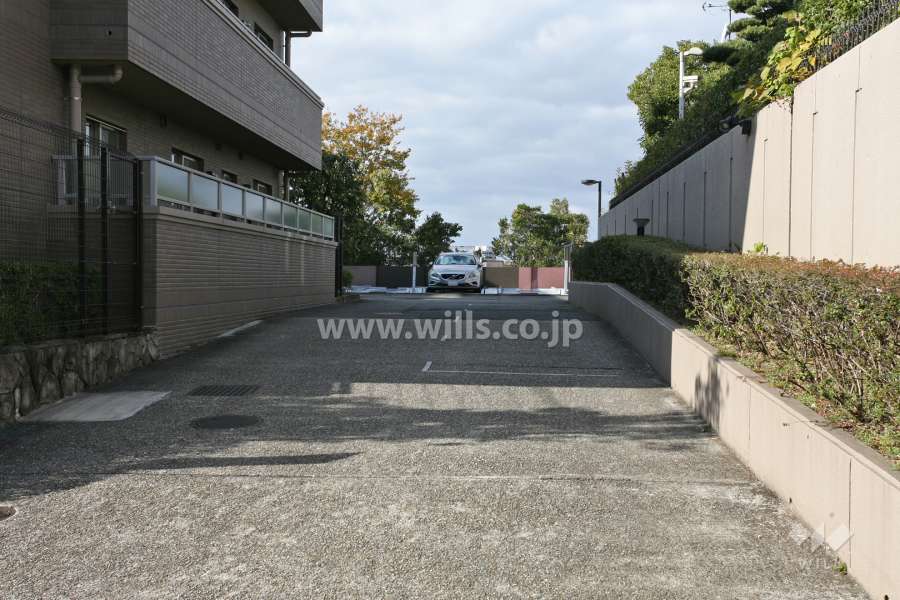 駐車場入り口
