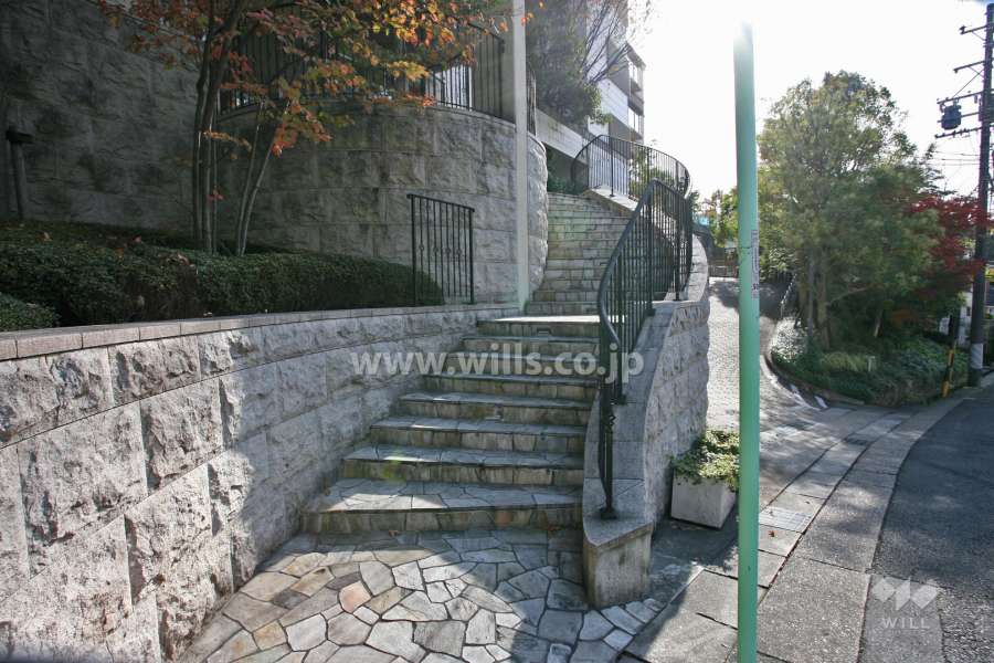 エントランスアプローチ