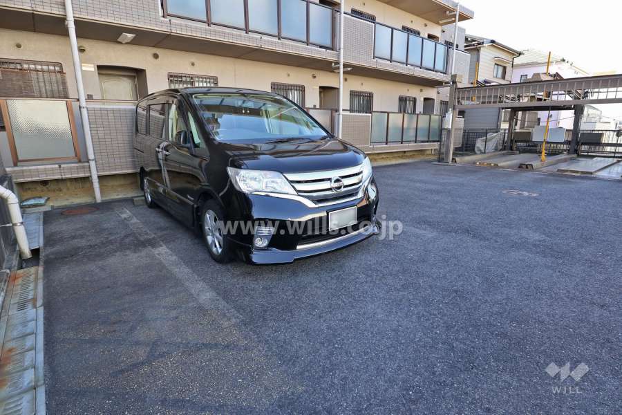 敷地内駐車場（屋外平面式）
