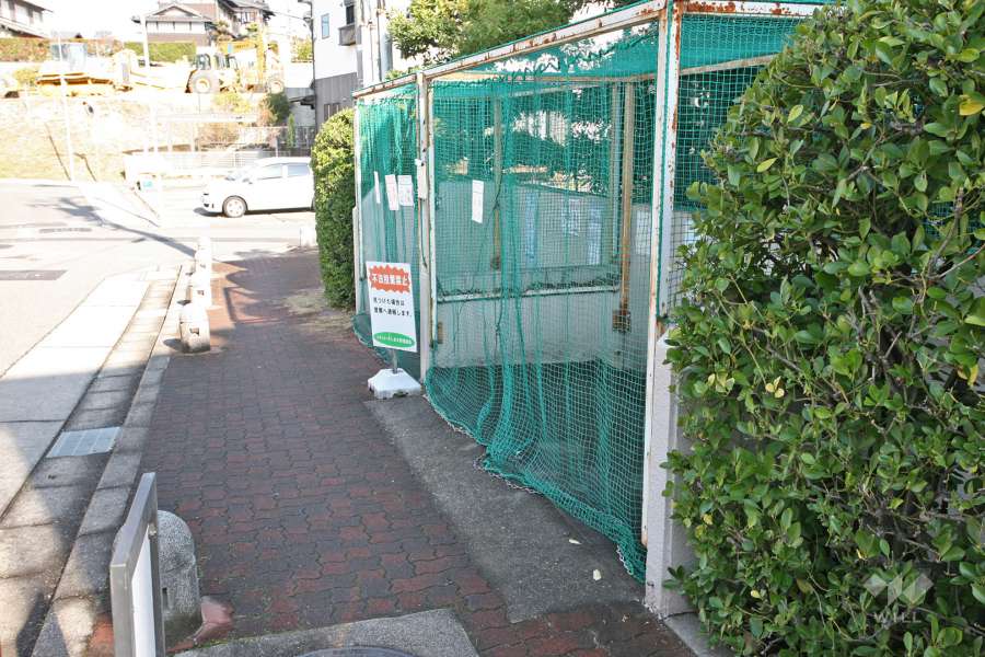 ゴミ置き場