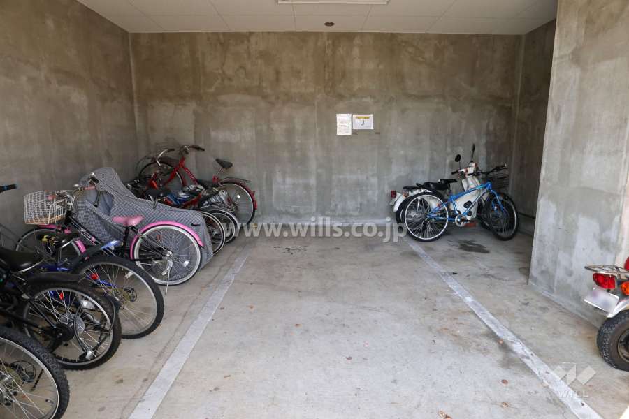 駐輪場・バイク置場
