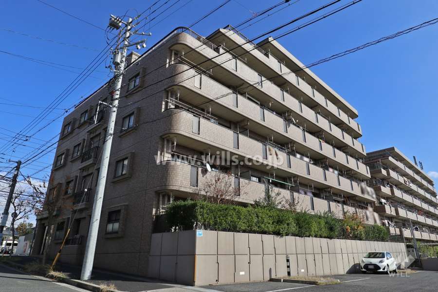 ライオンズマンション島田高島公園の外観（南西側から）