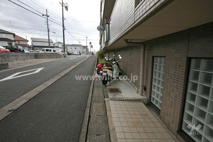 バイク置き場