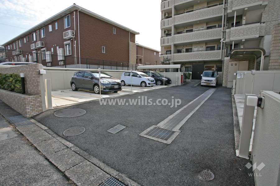 敷地内駐車場（屋外機械式）