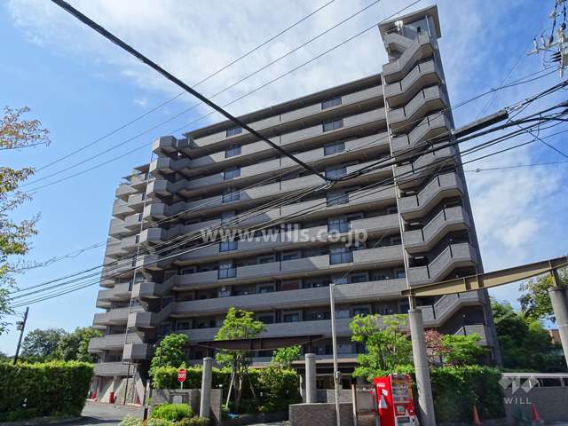 東急ドエル・アルス江坂の外観（東側から）