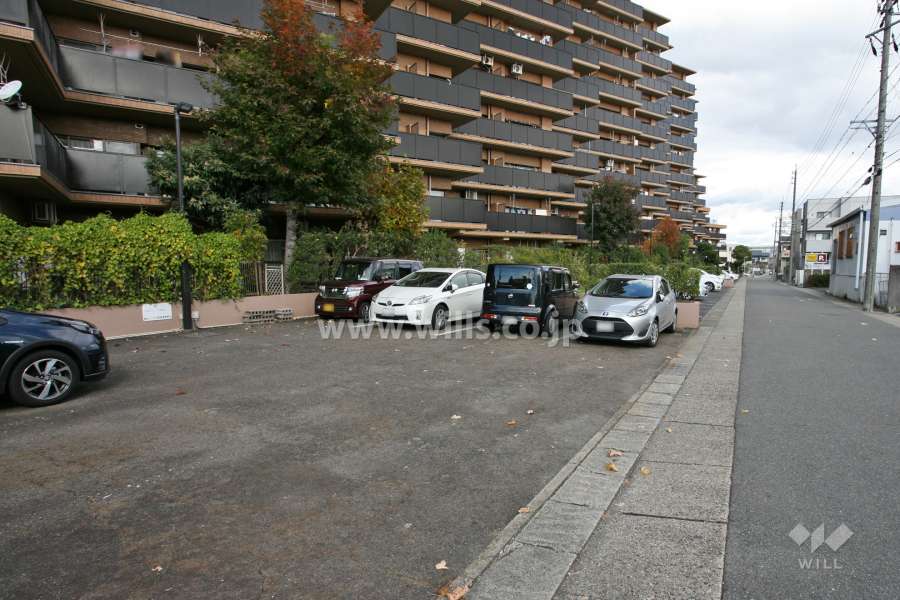 敷地内駐車場(屋外平面式)