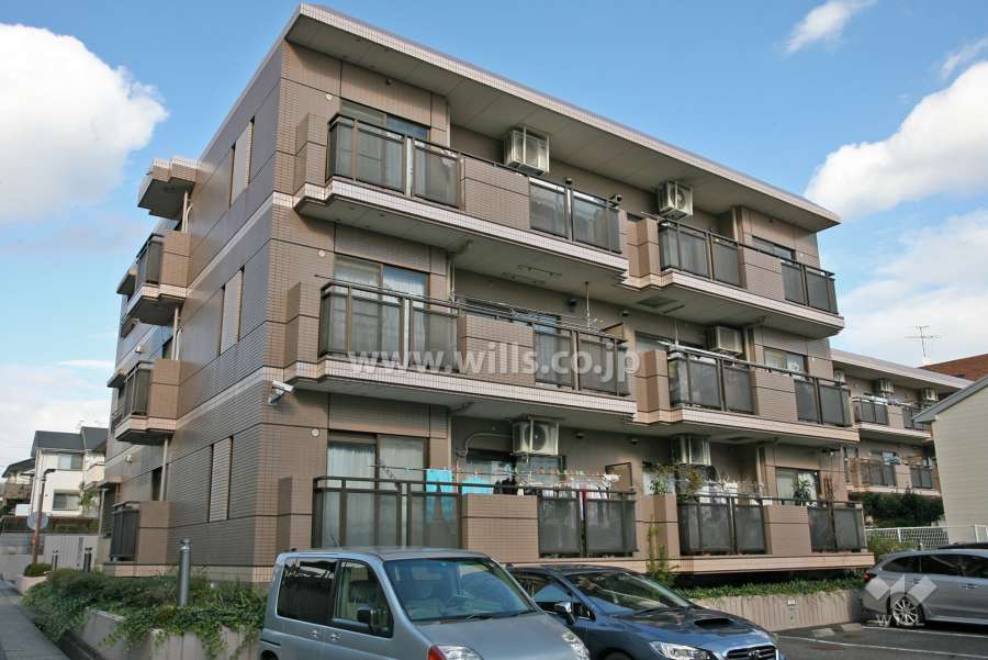 シティコーポ第二植田の外観(西側から)