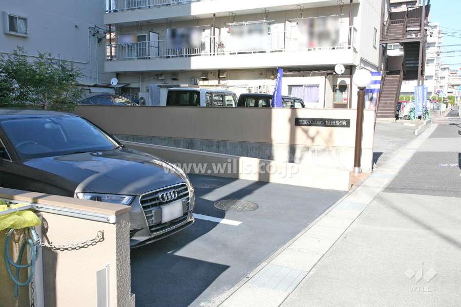 敷地内駐車場（屋外平面式）