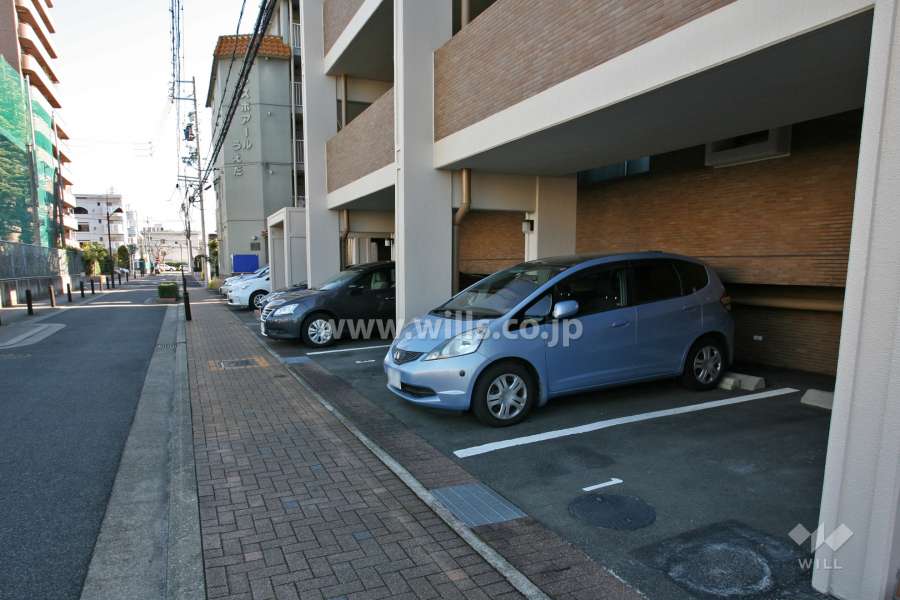 敷地内駐車場(屋外平面式)