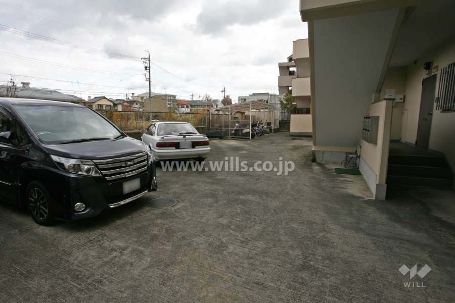 敷地内駐車場（屋外平面式）
