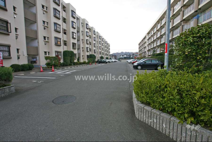 敷地内駐車場（屋外平面式）