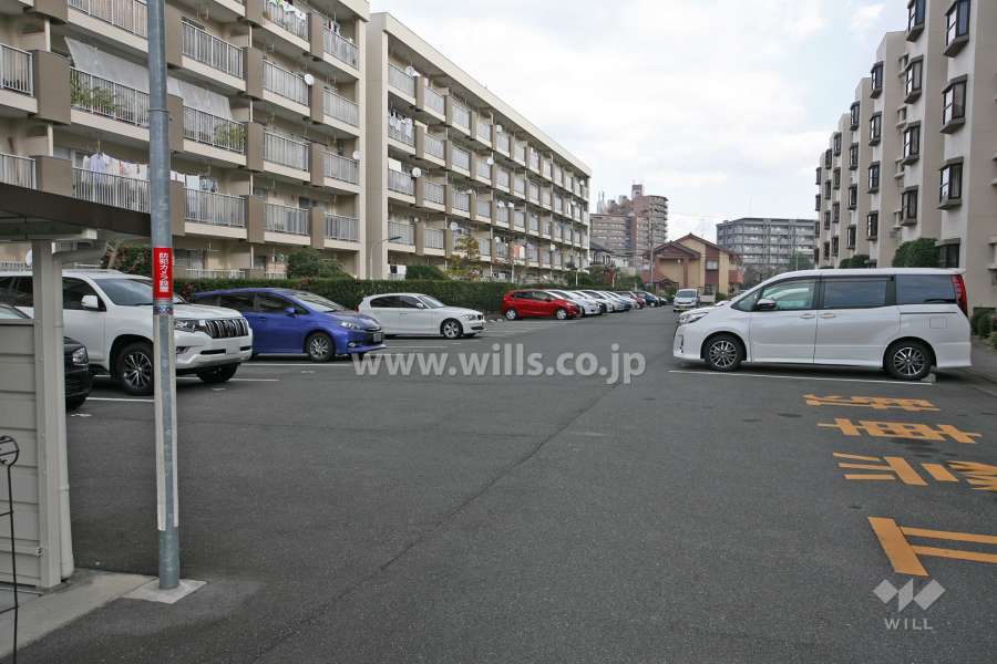 敷地内駐車場（屋外平面式）