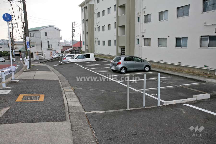 敷地内駐車場（屋外平面式）