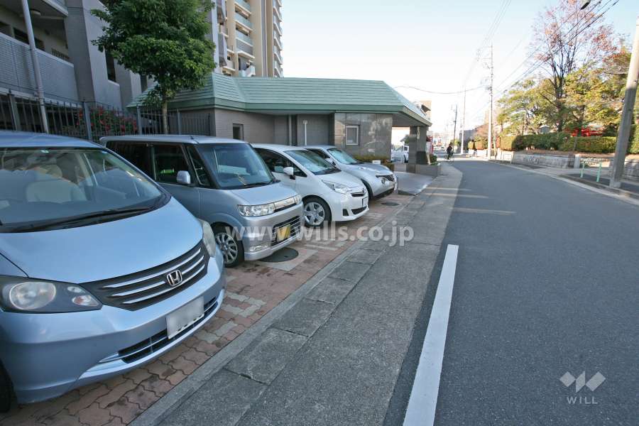 敷地内駐車場（屋外平面式）