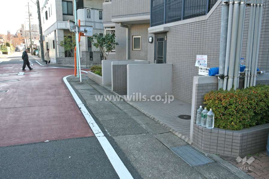 ゴミ置き場