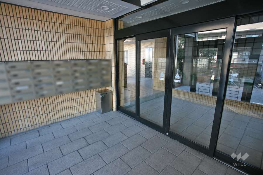 エントランス（共用ポスト）