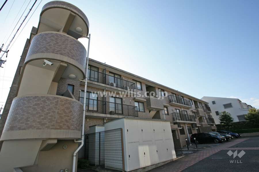 植田東パークホームズS棟の外観(北側から)