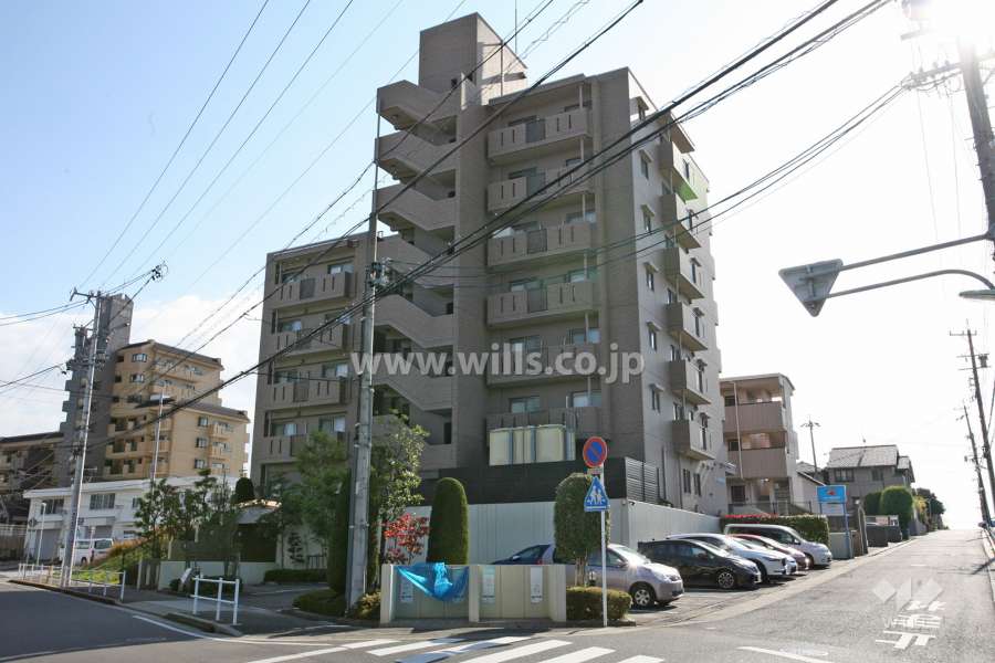 グランドメゾン植田東の外観