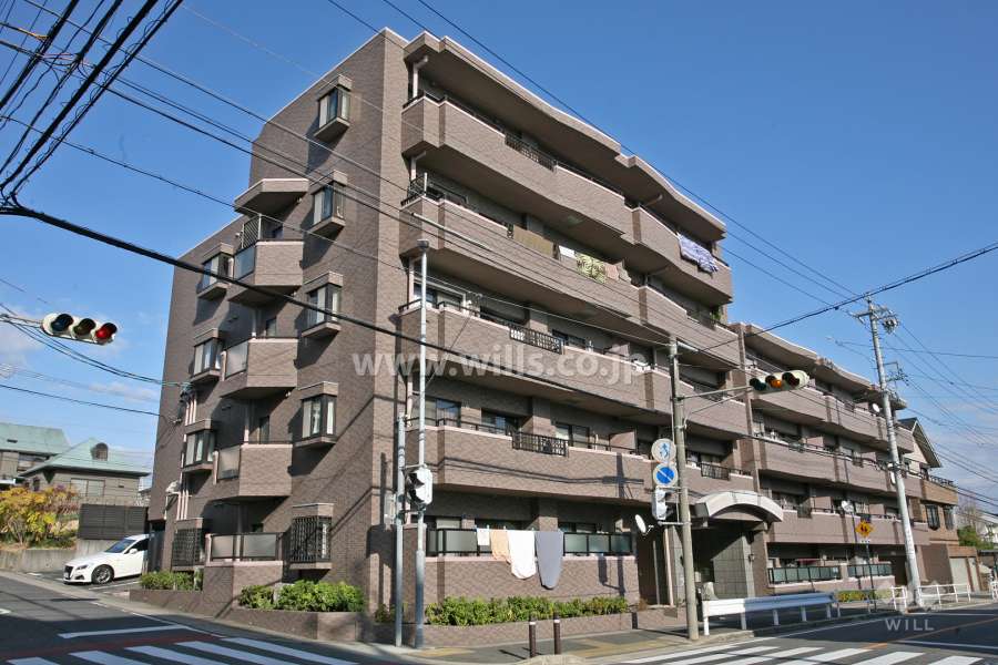 ソフィア植田ヶ丘の外観