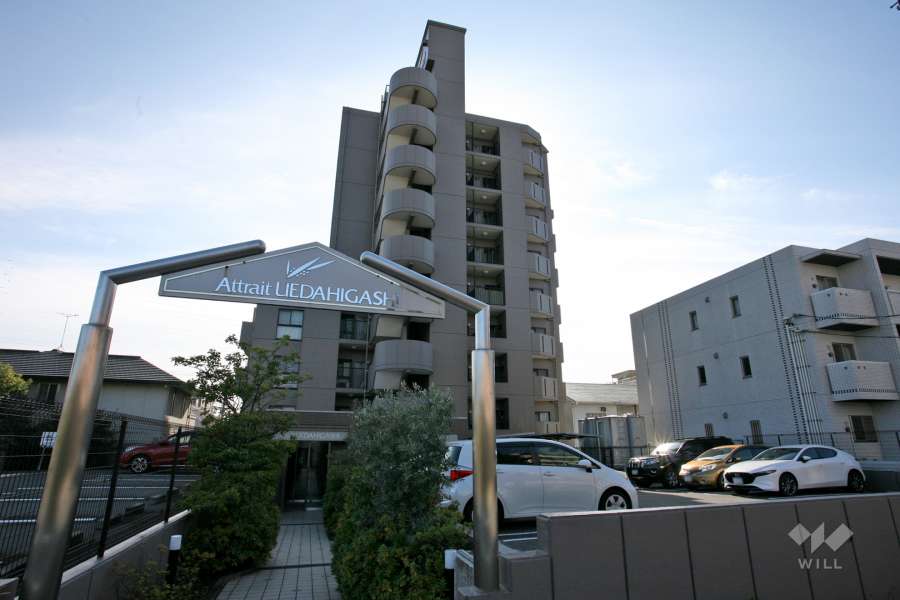 サンマンションアトレ植田東の外観（北側から）