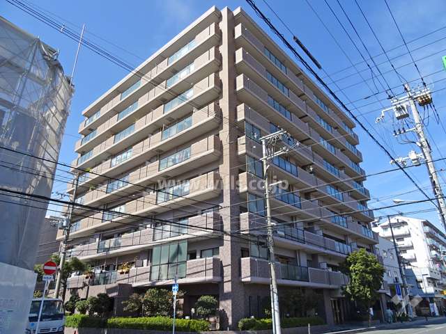 セントラル江坂東の外観(南東側から)