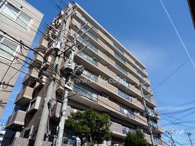 セントラル江坂東の外観(南西側から)
