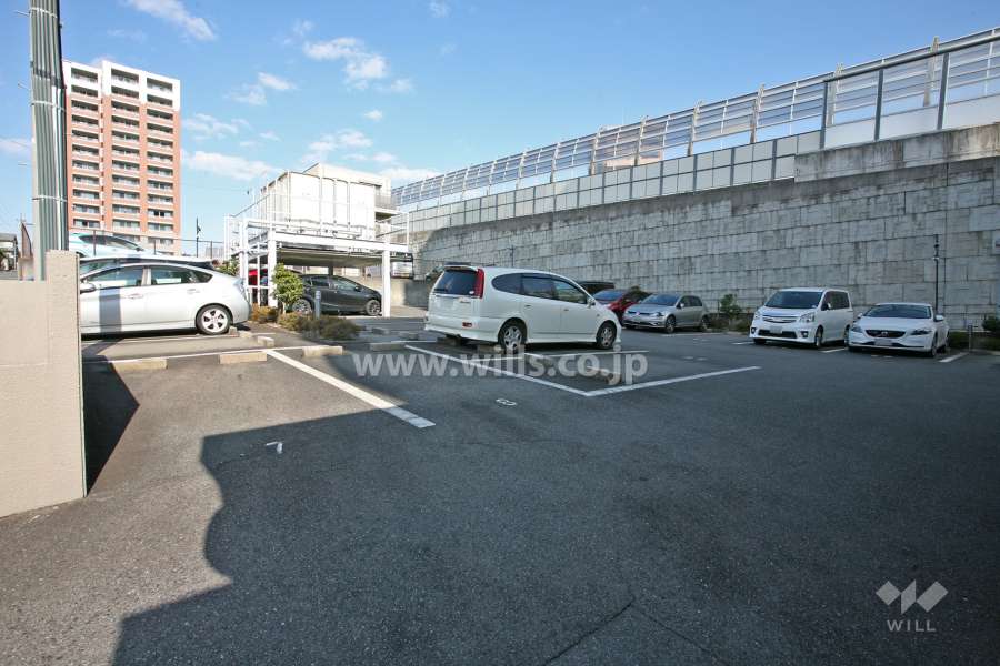 敷地内駐車場（屋外平面式）