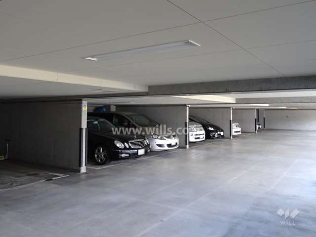敷地内駐車場（屋内平面式）