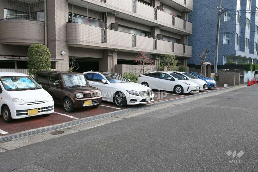 敷地内駐車場（屋外平面式）