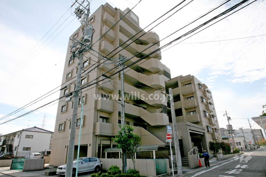 ライオンズマンション植田南の外観(北西から)