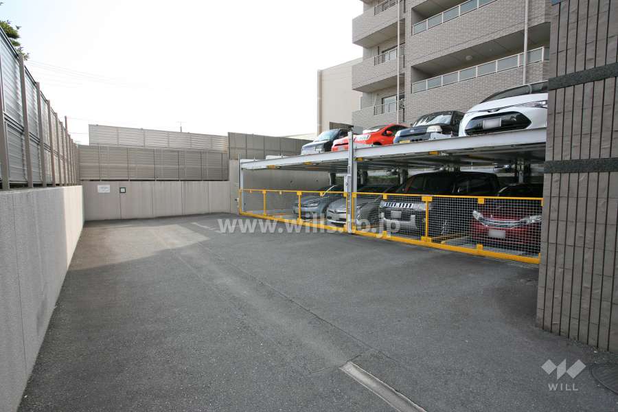 敷地内駐車場（屋外機械式）