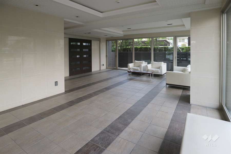 エントランスホール