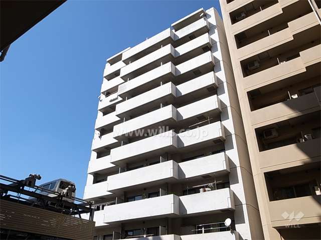 ベルデフラッツ江坂の外観（南東側から）