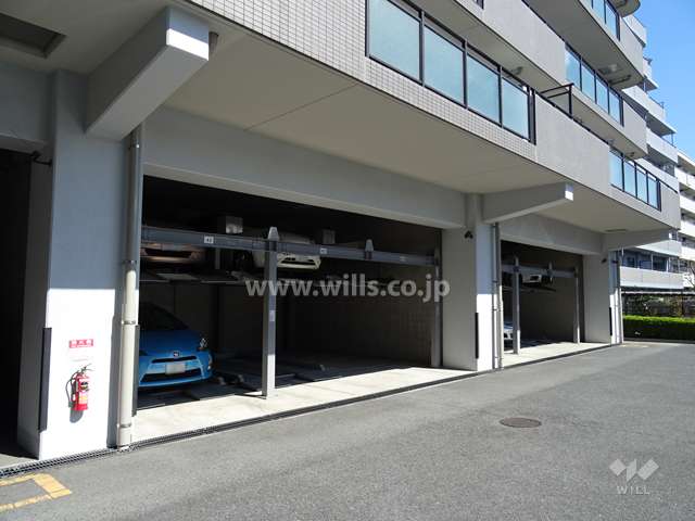 敷地内駐車場（屋内機械式）