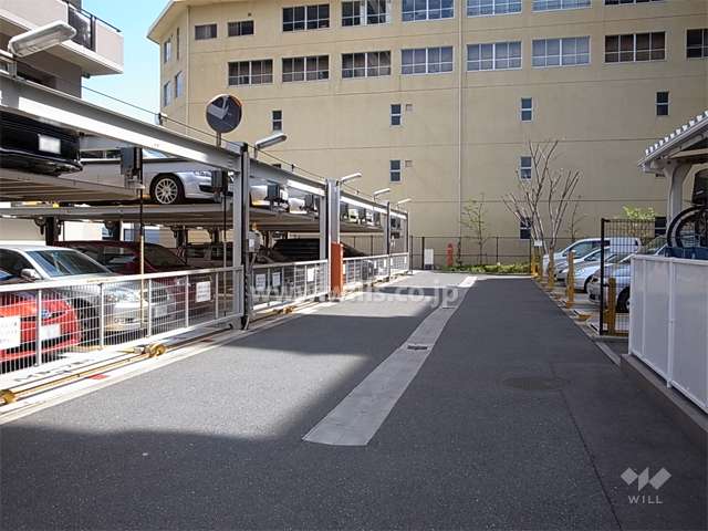 敷地内駐車場（機械式）