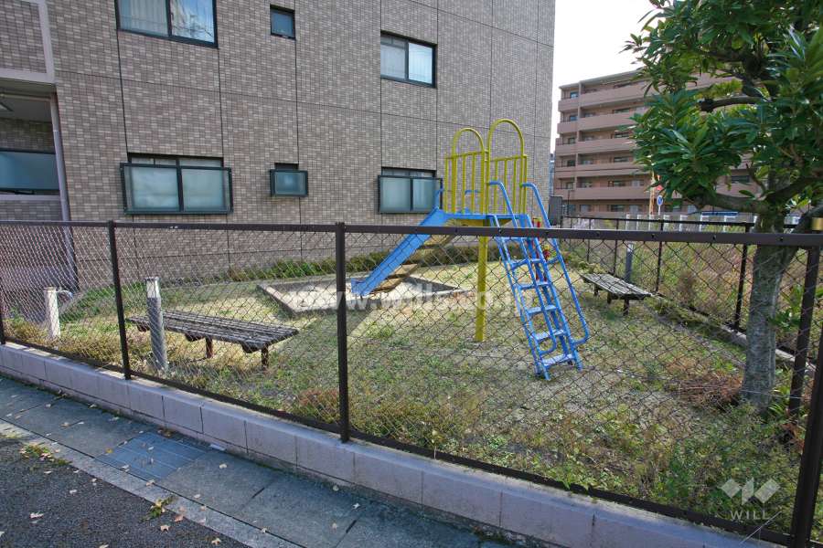 敷地内にある児童公園