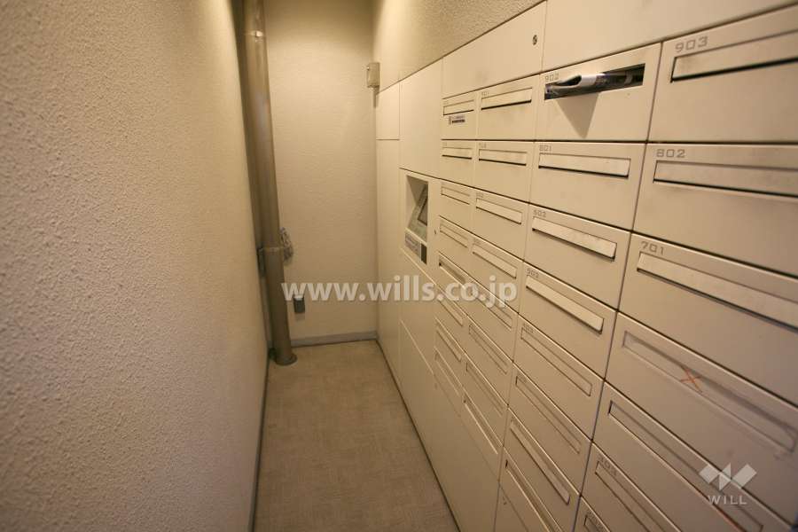 宅配ボックスと共用ポスト