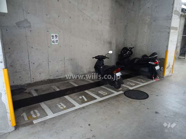 バイク置場