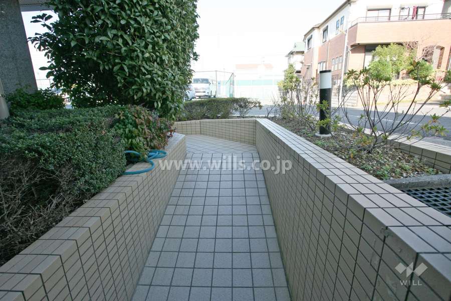 駐輪場アプローチ