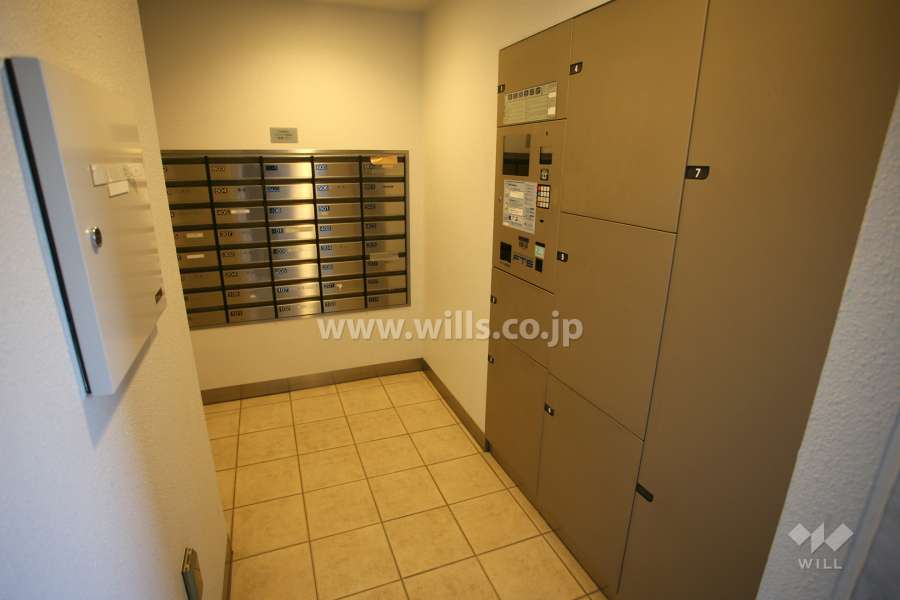 宅配ボックスと共用ポスト