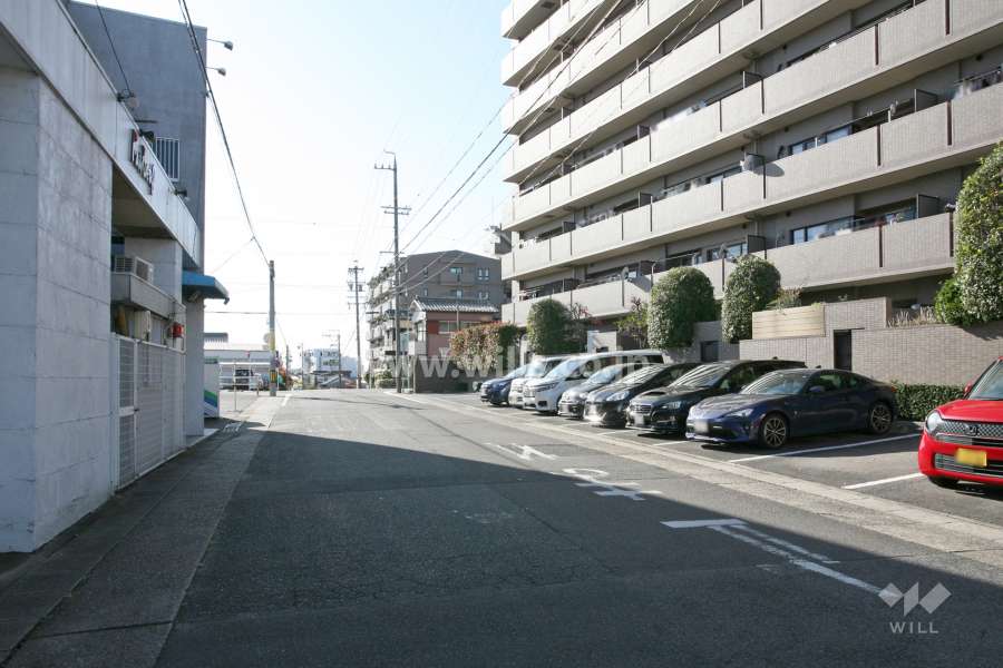 敷地内駐車場（屋外平面式）