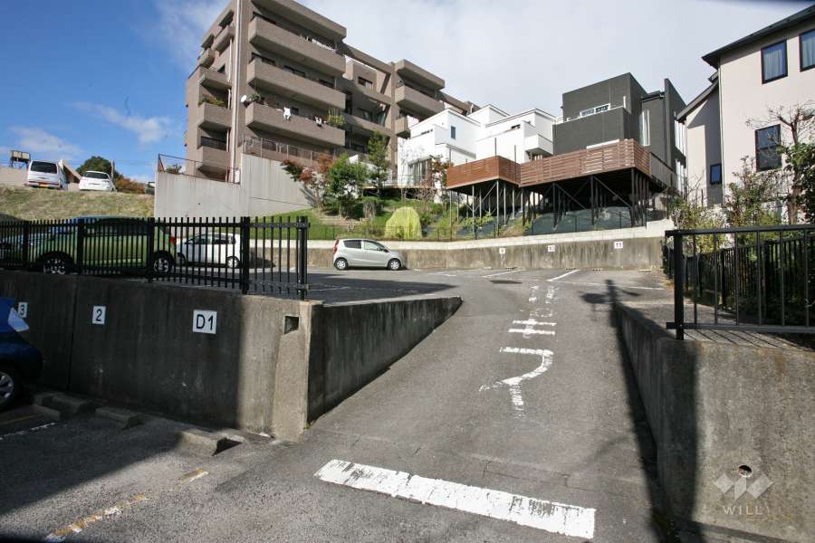 敷地内駐車場(屋外平面式)