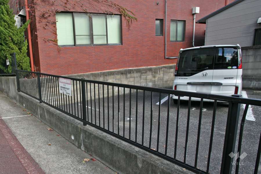 来客者駐車場
