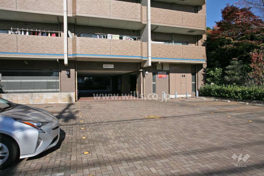 敷地内駐車場（屋外平面式）