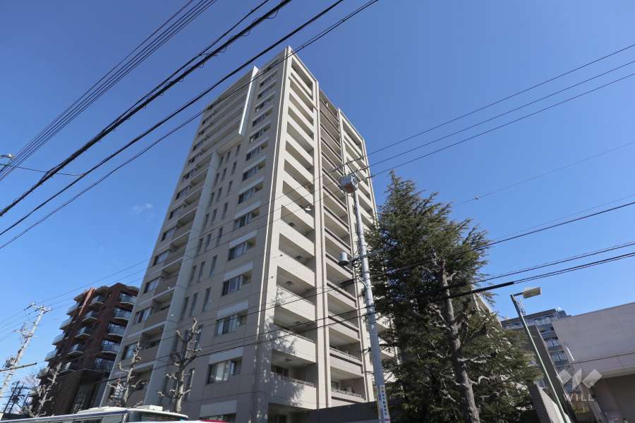 プラウド八事石坂の外観（南西側から）